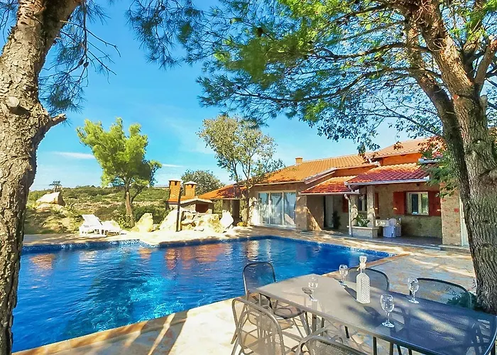 Holiday Home Villa Sandra By Interhome